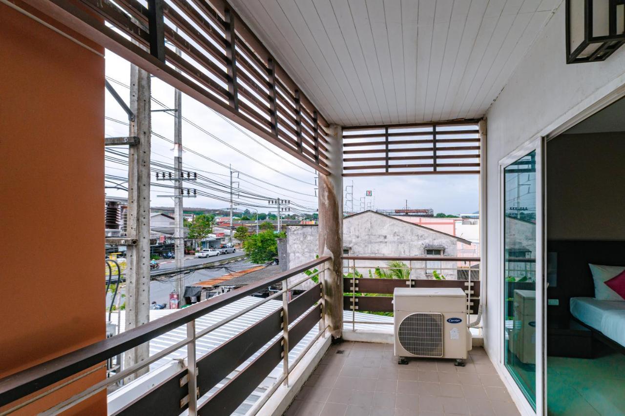 Ratana Hotel Sakdidet, Phuket Town Exteriör bild