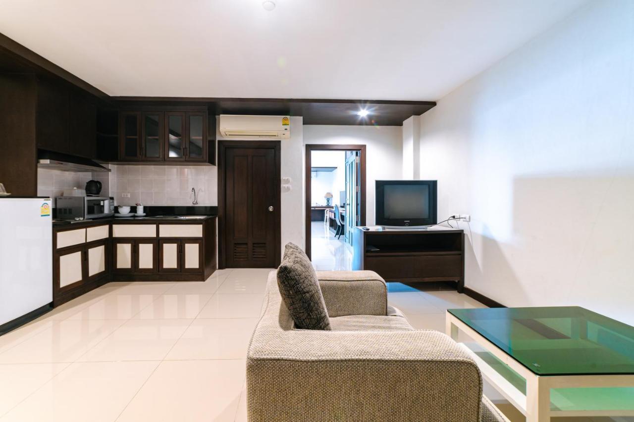Ratana Hotel Sakdidet, Phuket Town Exteriör bild
