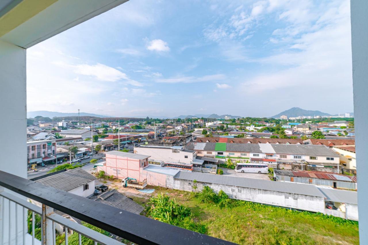 Ratana Hotel Sakdidet, Phuket Town Exteriör bild