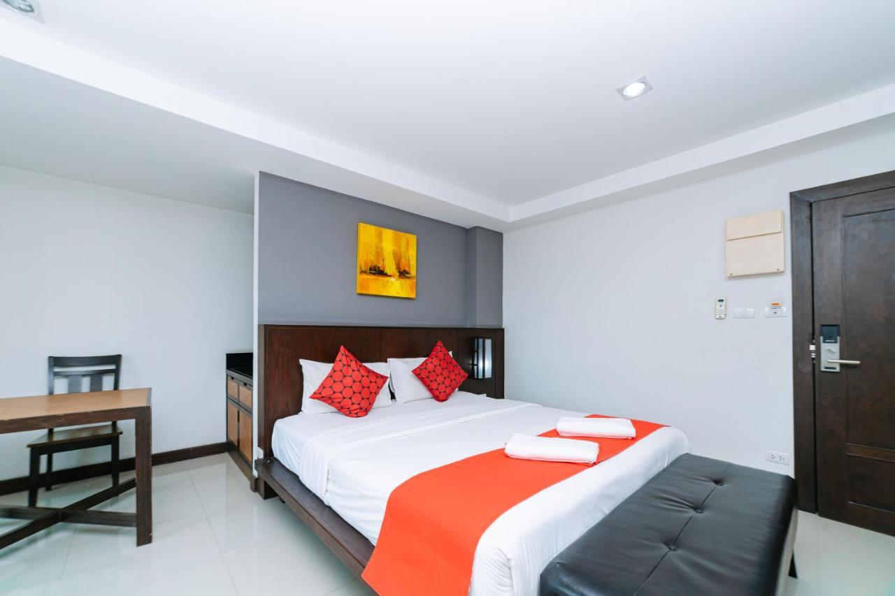 Ratana Hotel Sakdidet, Phuket Town Exteriör bild
