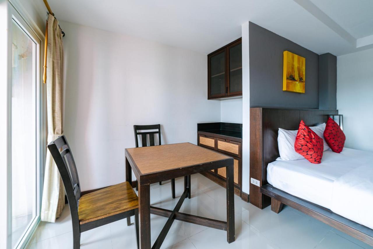 Ratana Hotel Sakdidet, Phuket Town Exteriör bild