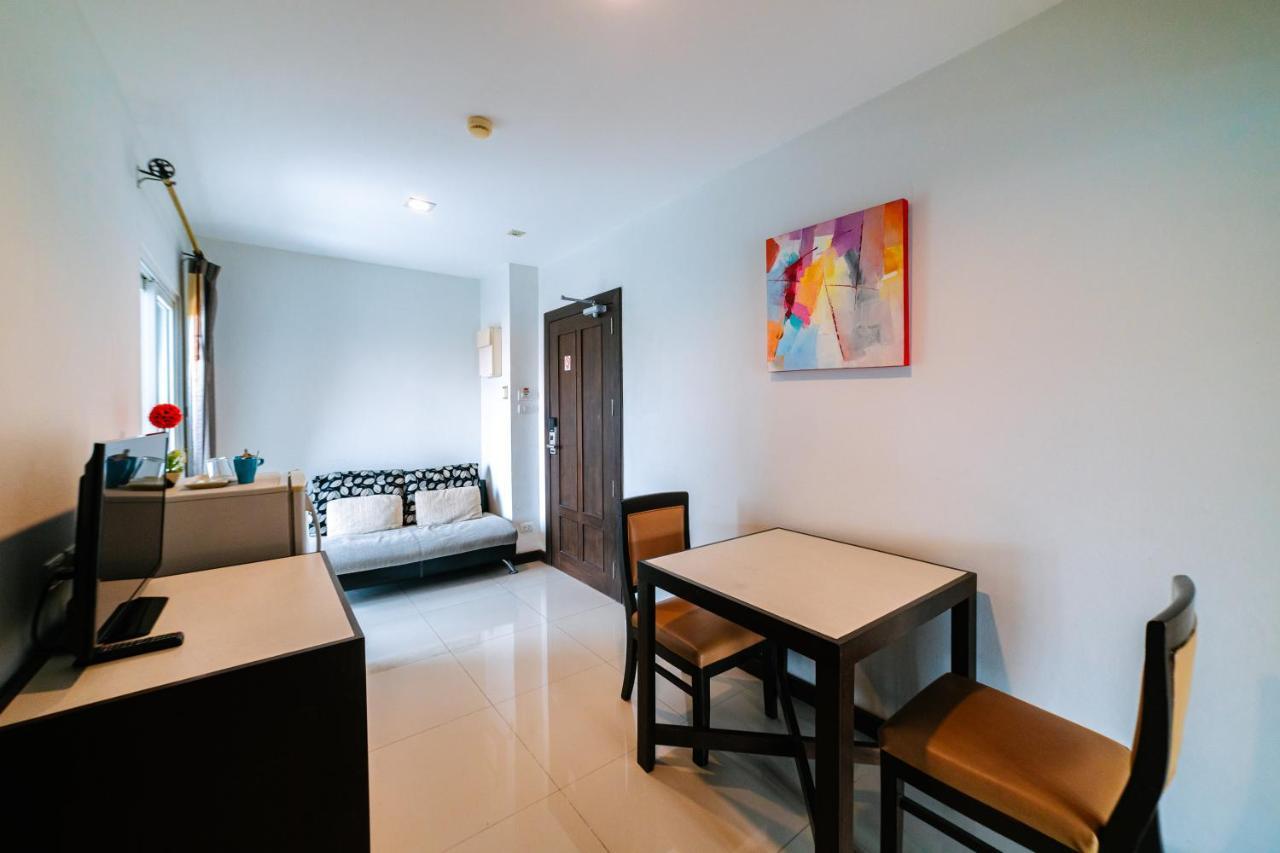 Ratana Hotel Sakdidet, Phuket Town Exteriör bild