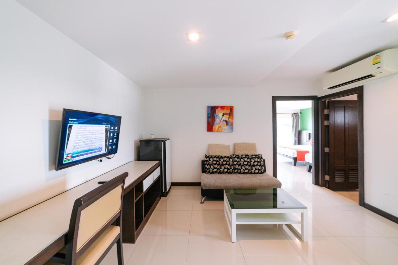 Ratana Hotel Sakdidet, Phuket Town Exteriör bild