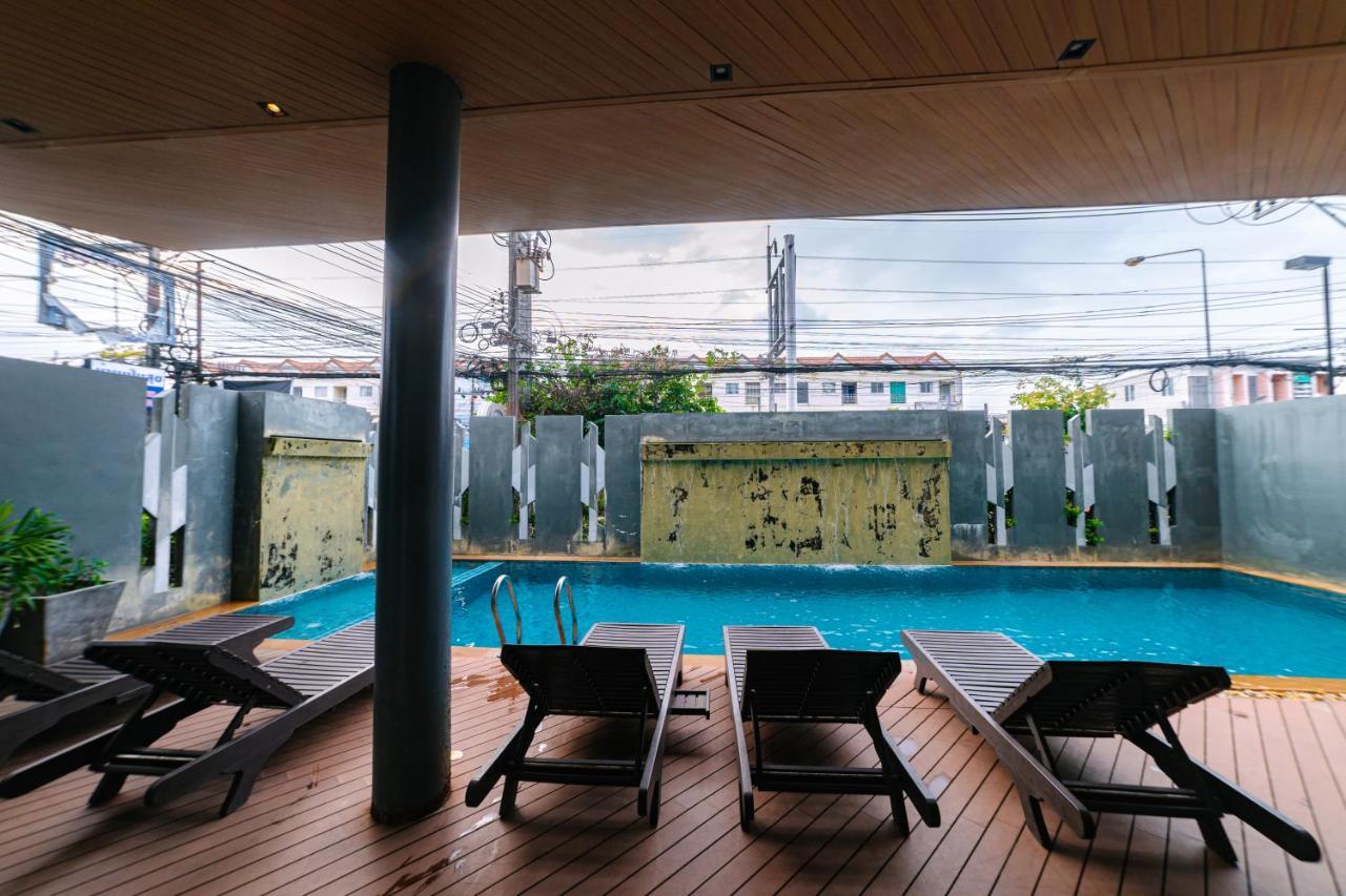Ratana Hotel Sakdidet, Phuket Town Exteriör bild