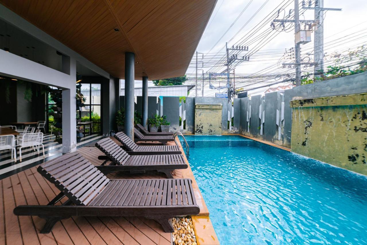 Ratana Hotel Sakdidet, Phuket Town Exteriör bild